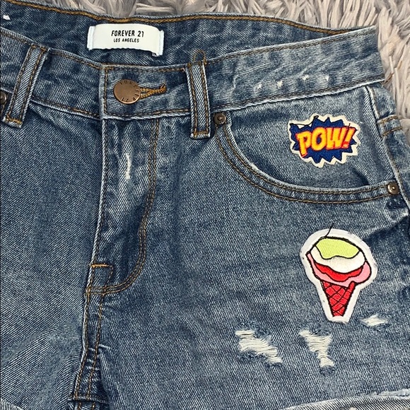 Forever 21 Pow Patch Denim Jean Shorts Size 26 - Picture 3 of 7